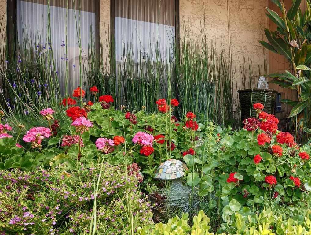 Monterey Park Inn Exterior photo