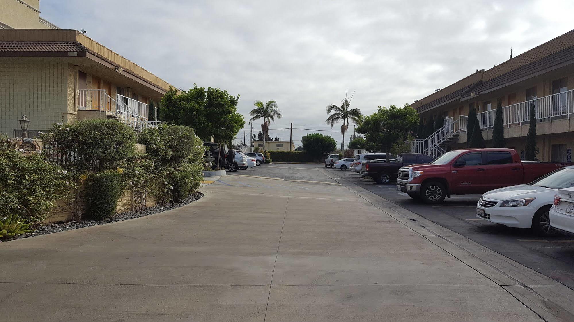 Monterey Park Inn Exterior photo